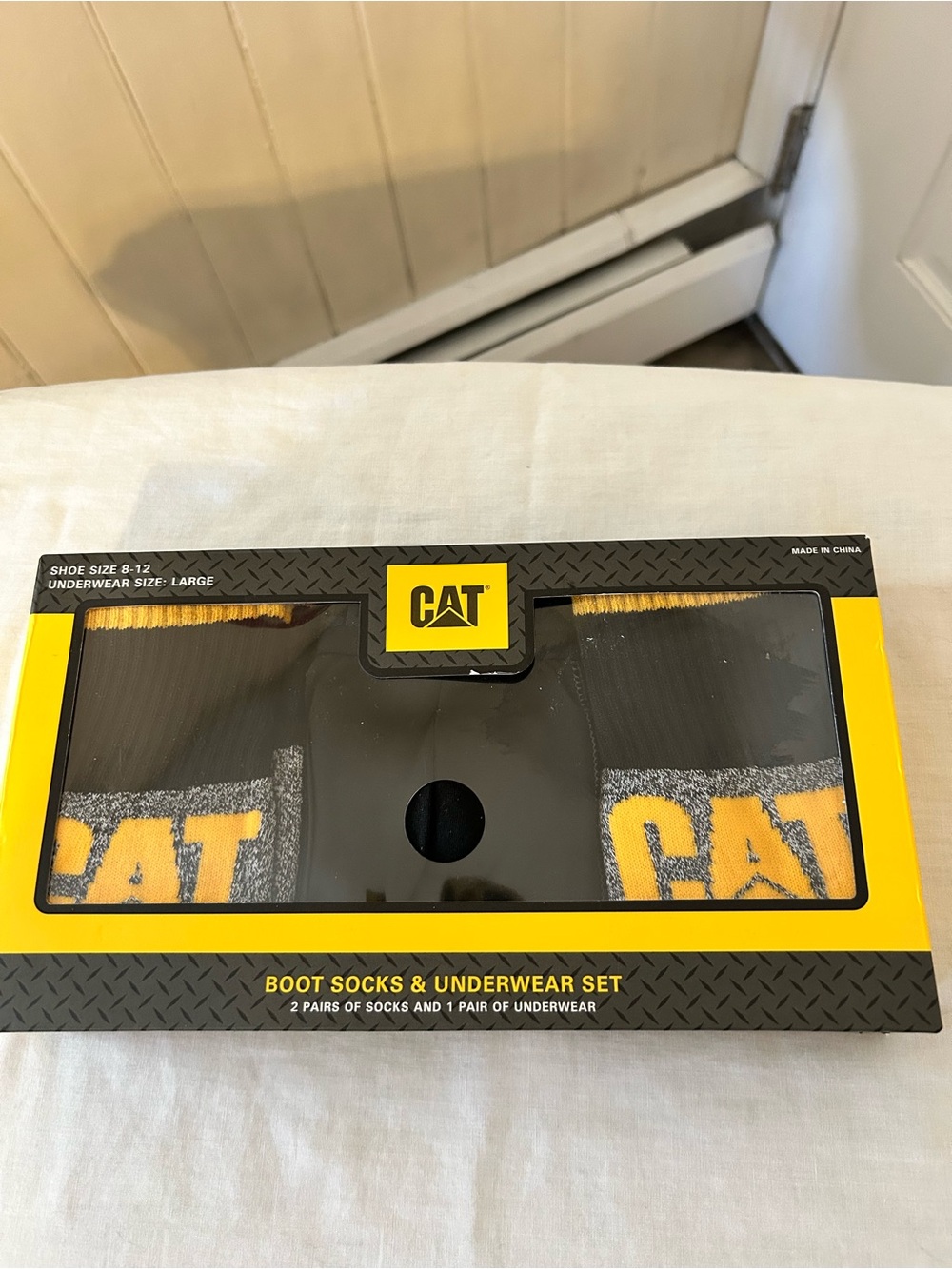 NIB Caterpillar Men’s Boot Socks & Underwear Gift Set Size Large
